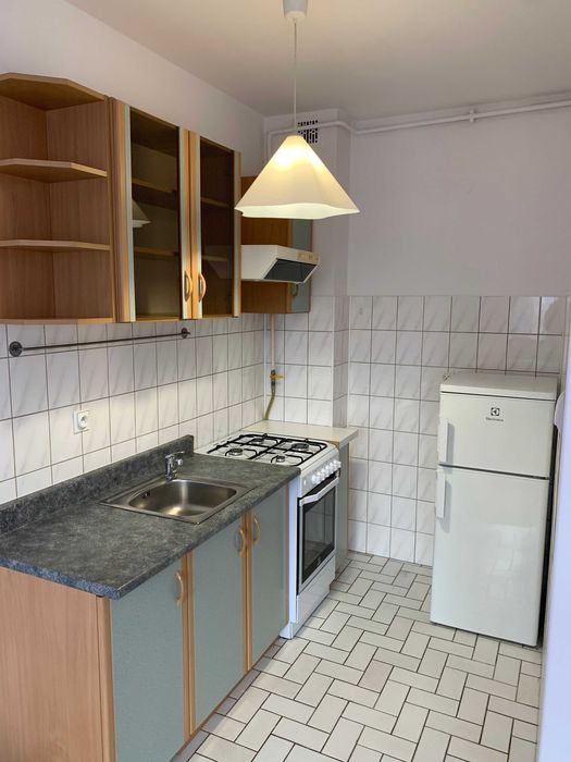 Bespośrednio, kawalerka 28 m2, stan idealny (po remoncie), Ursynów, blisko st. Metra Kabaty, 1850 PLN
