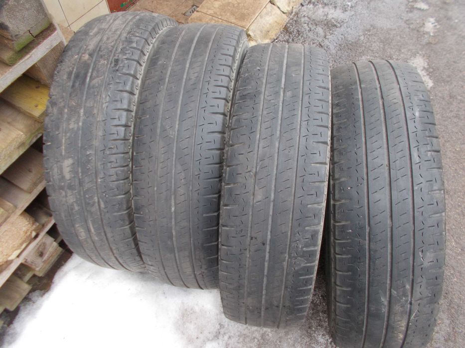 Opony,      Michelin,    205 / 75 / 16 c.     2 sztuki.