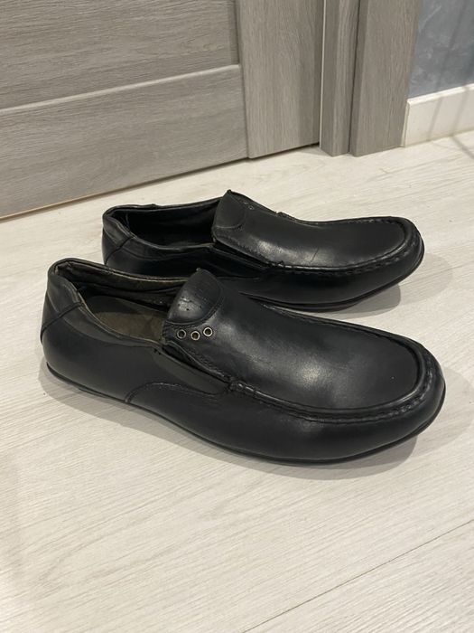 Продаж чоловічого взуття