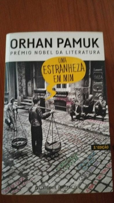 Uma Estranheza em Mim - Orhan PamuK