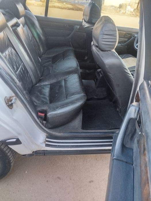 Продам БМВ Е32 7серии