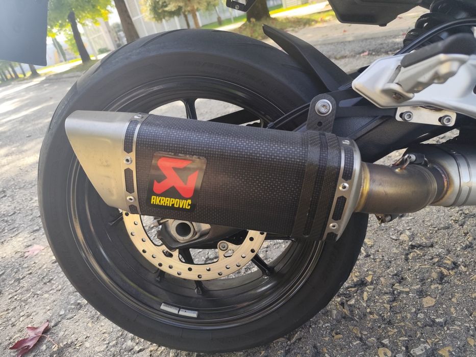 BMW F 900 R | 10.800 km | Primavera pede estrada