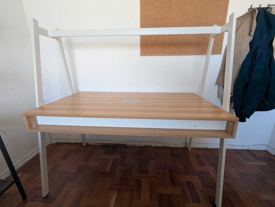 Secretária SKLUM 144x80x140.5