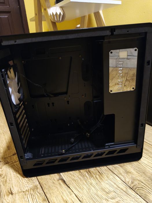 Obudowa PC Jonsbo UMX4