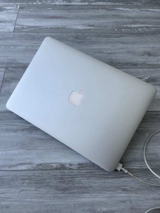 Macbook Air 2013 [Intel i5, 4Gb, 128Gb]