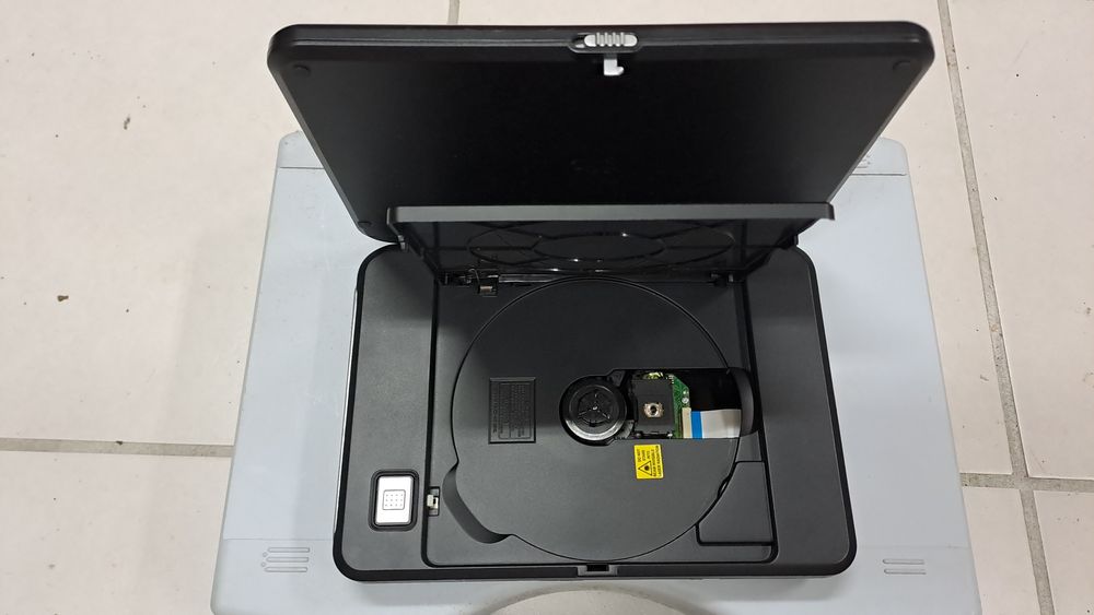 Leitor DVD portátil