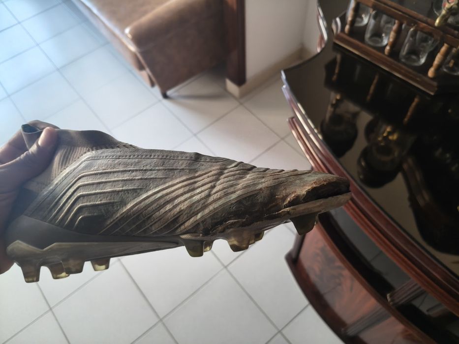 Chuteira Adidas of