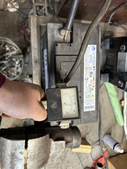 Автомобильный аккумулятор снят со свежего авто с америки