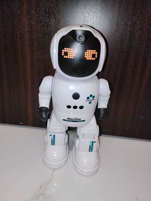 Interaktywny Robot IQ Future Machine