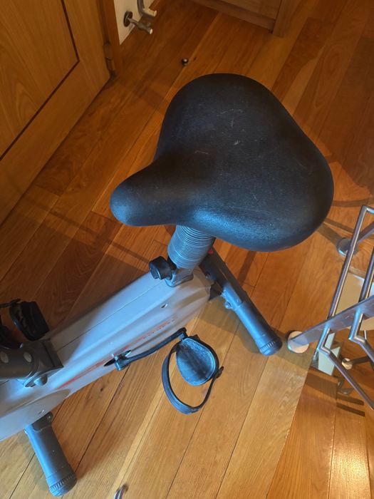 Stationary Bicycle489274641619374083