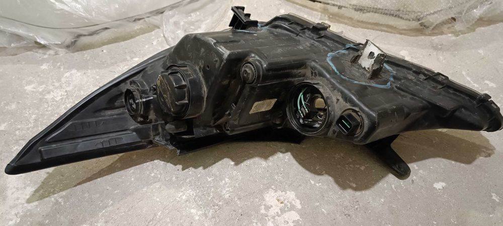 Фара права  Sonata YF 2010