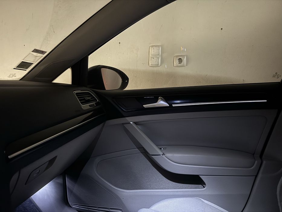 Volkswagen GOLF 7 1.6 TDI HIGHLINE