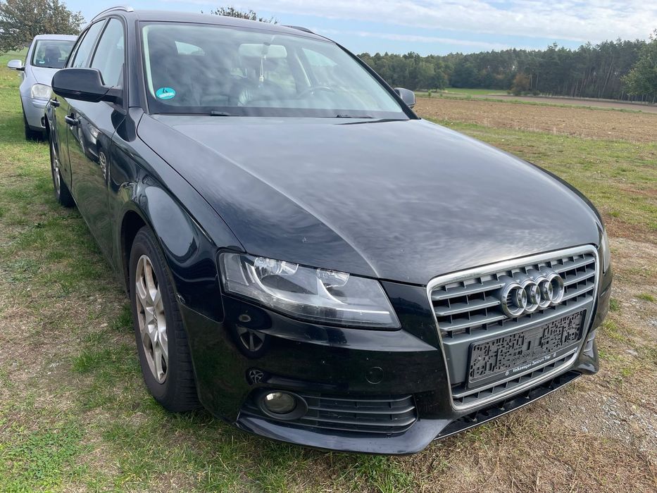 Audi A4 Avant NAVI+Skóra+Automat+Model 2010”