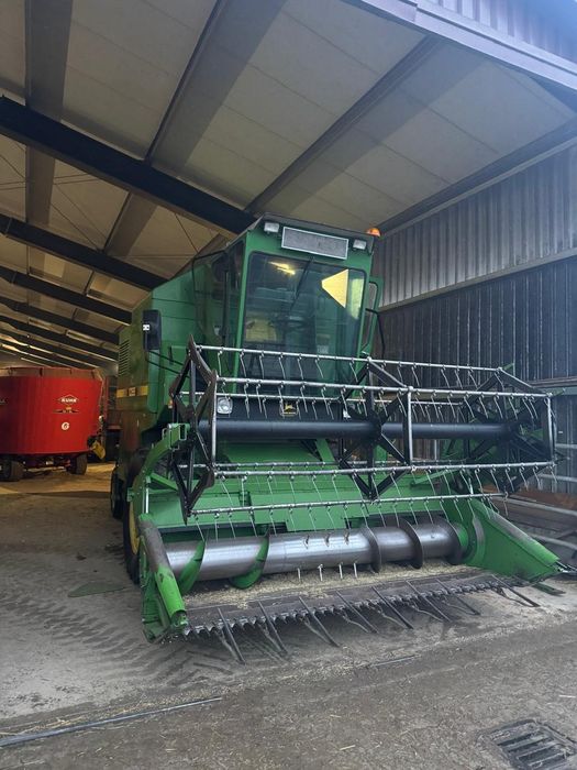 Комбайн свіжо пригнаний John Deere 1055