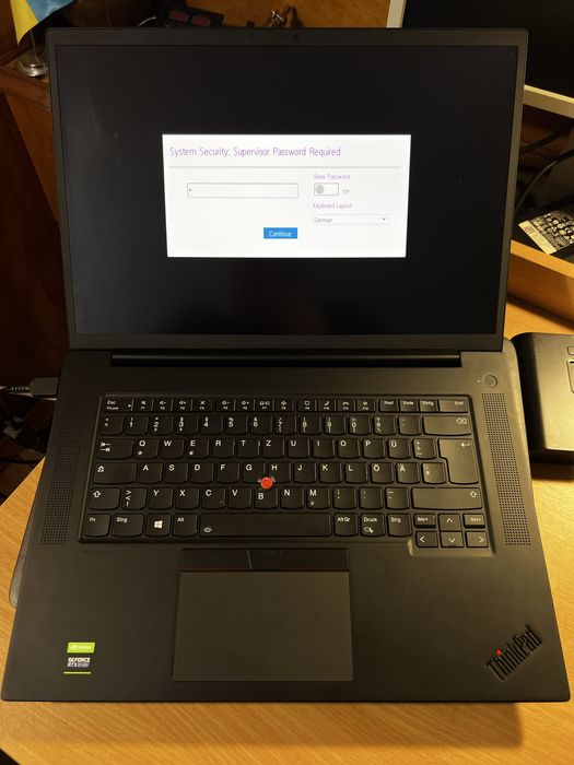 Lenovo ThinkPad X1 Extreme Gen 4 i7-11850H GeForce RTX 3050Ti QHD+