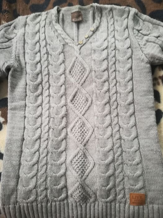 Тепла                   кофта