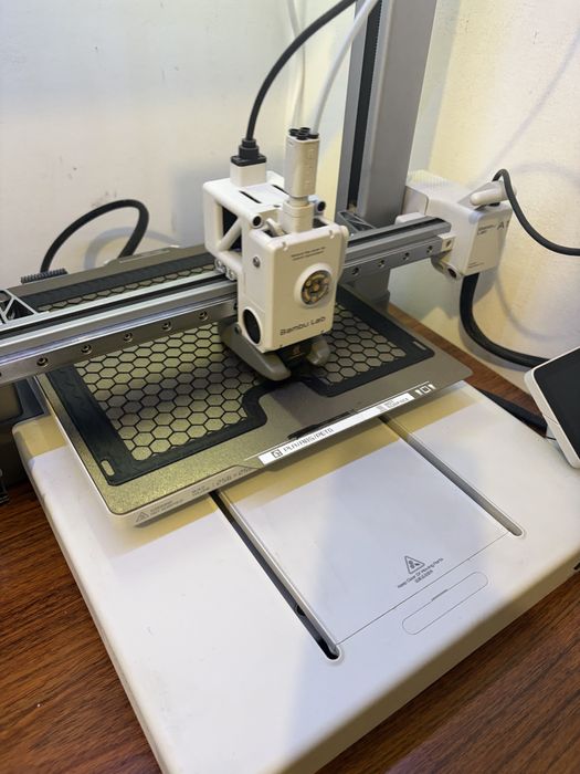 Bambu Lab A1 - 3D Printer512528922643671041