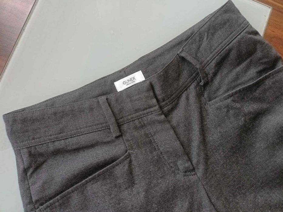 Brunello Cucinelli piękne szare cygaretki 34