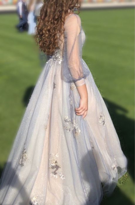 Випускне плаття / сукня на випускний