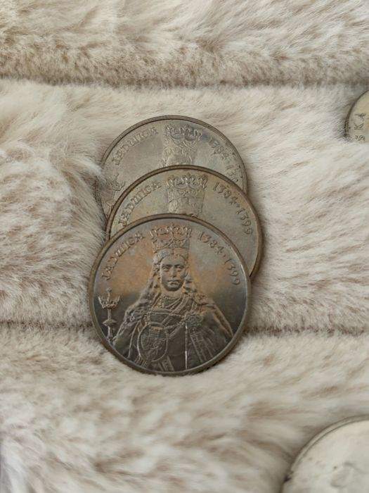 Monety kolekcjonerskie królowej Jadwigi