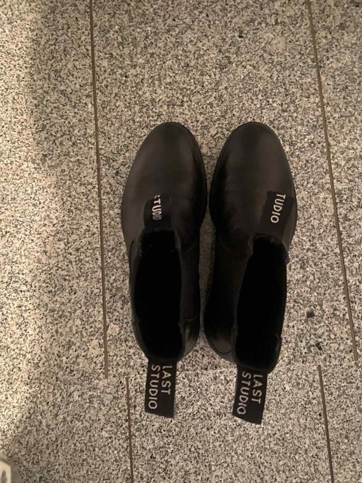 Buty męskie czarne, skórzane, rozmiar 42