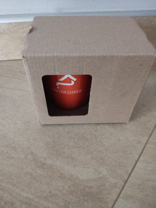 Kubek ceramiczny z napisem nowy