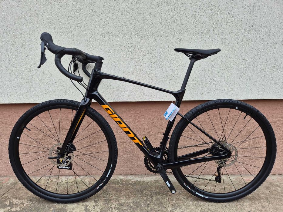 Rower gravel Giant Revolt Advanced 3, rower powystawowy, carbon, GRX