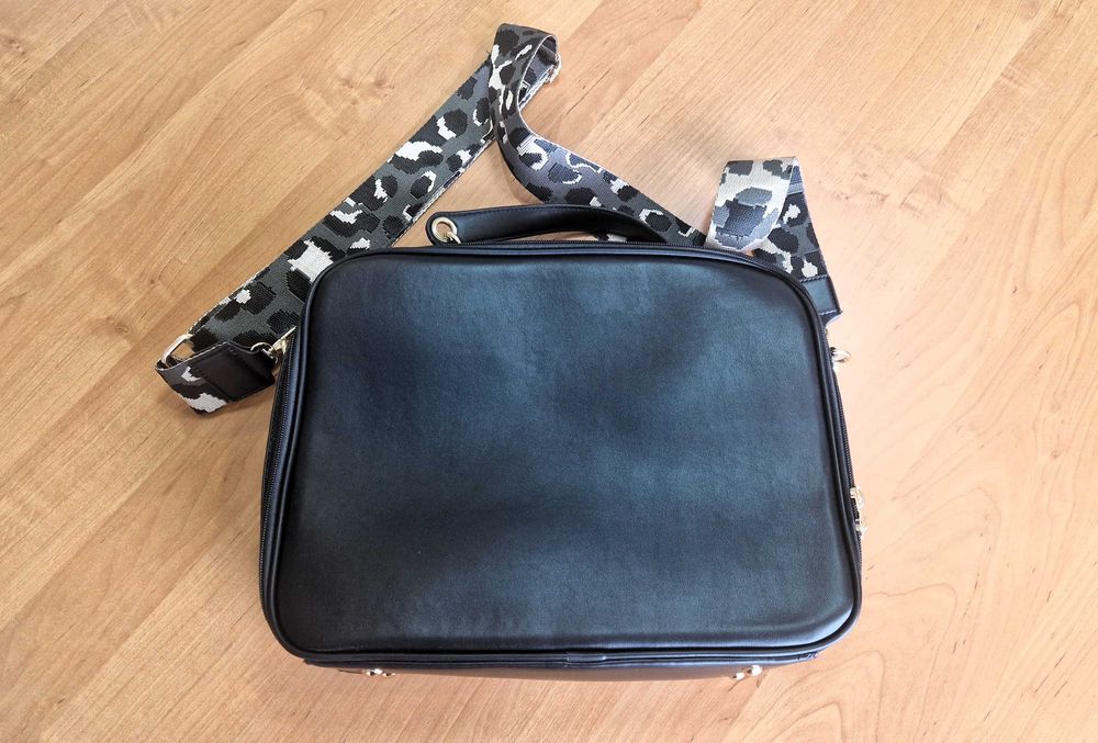 Nowa torebka na laptopa teczka NOBO H050