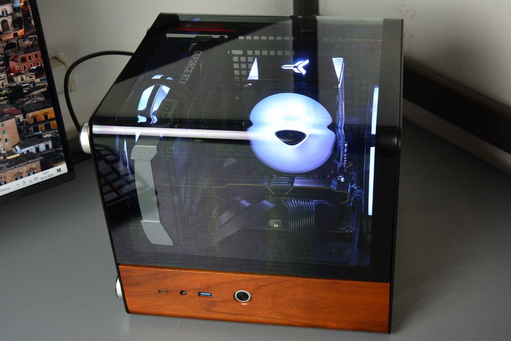 AM5 Ryzen 7 ddr5 32gb Komputer sff itx RTX 4060 Asus Win11