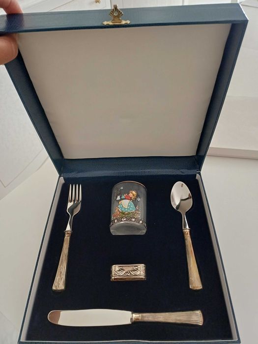 Conjunto talheres Bebé, argola e copo - prata