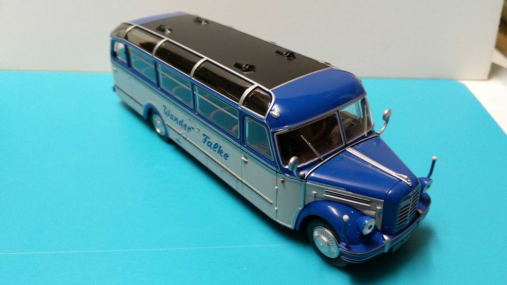 Borgward BO 4000 "Wander Falke" bus: Miniatura Hachette/IXO esc 1/43