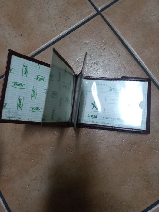 Carteira em Pele-Homem