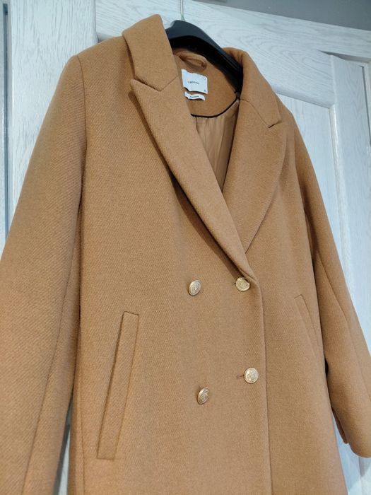 Пальто Reserved, кольору Camel