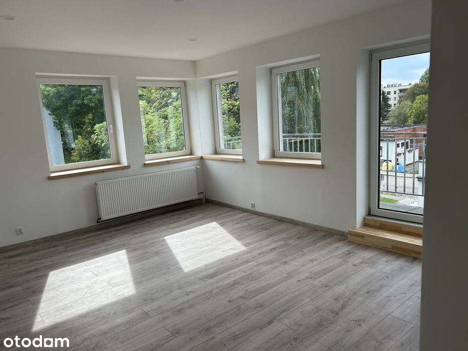 Piękne mieszkanie po remoncie Godula 11 okien ,duży balkon