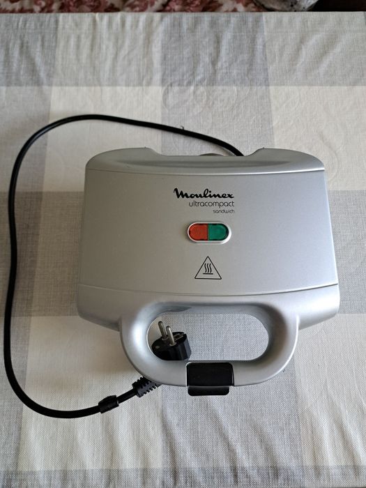 Бутербродниця Moulinex 9000 S1