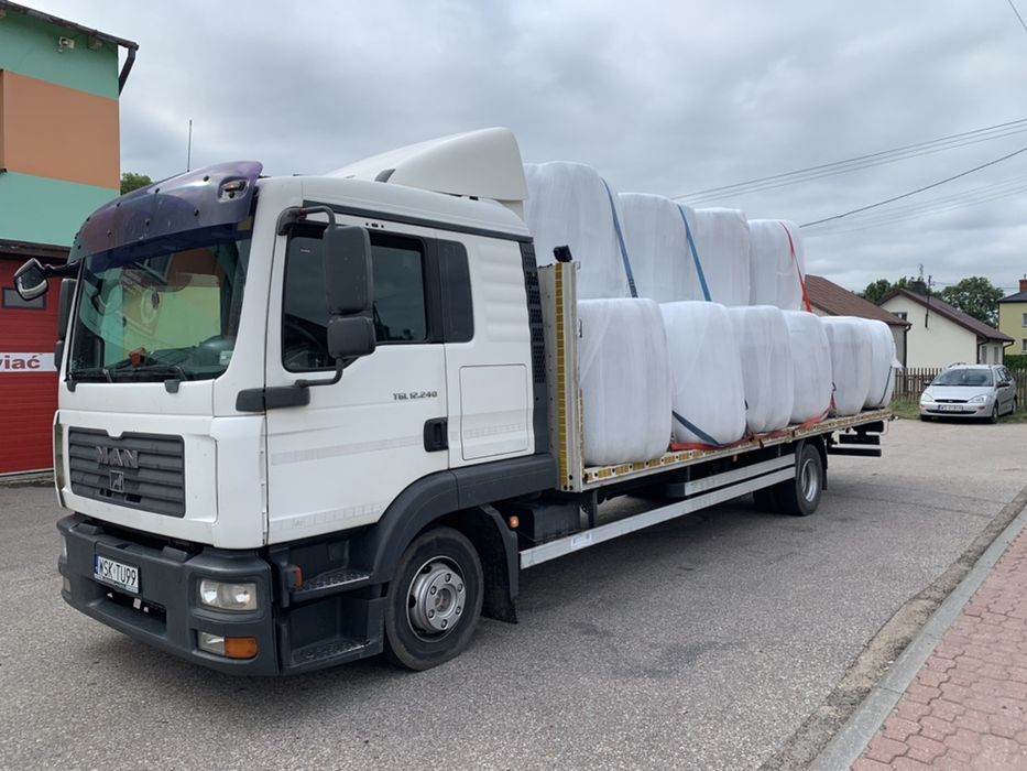 Transport AutoLaweta Holowanie Traktorow Busow Maszyn Rolniczych Busów