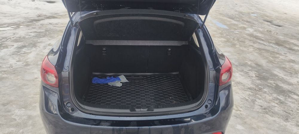 Продам  Mazda 3 2013 рік