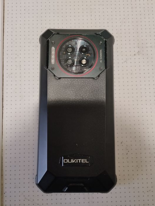 Броньований телефон Oukitel wp19 pro