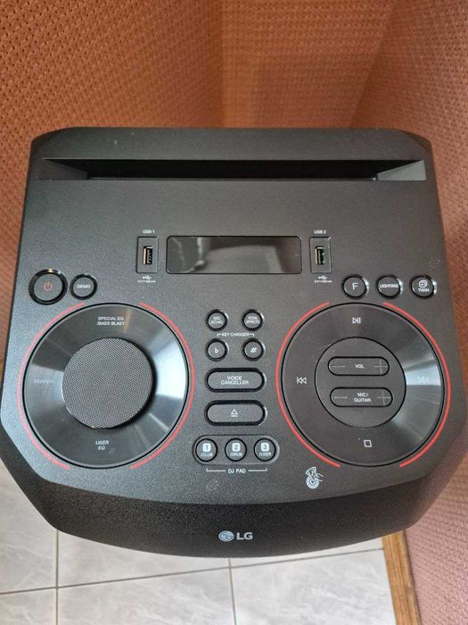 Акустична система (музичний центр) LG Xboom ON66