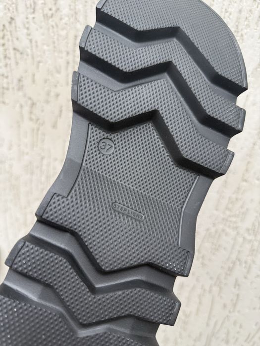 Чоботи з натуральноі шкіри на хутрі