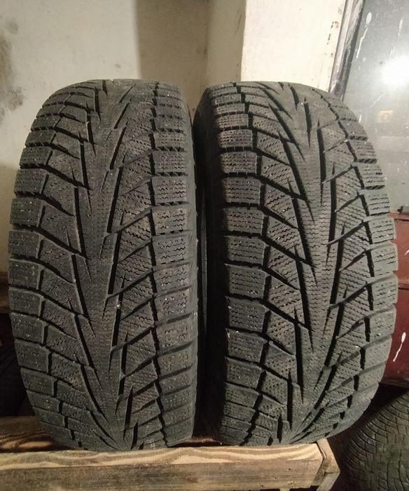 Hankook winter I*Cept IZ2 205/65/16