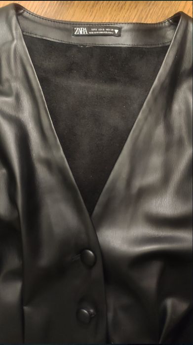 Плаття з екошкіри