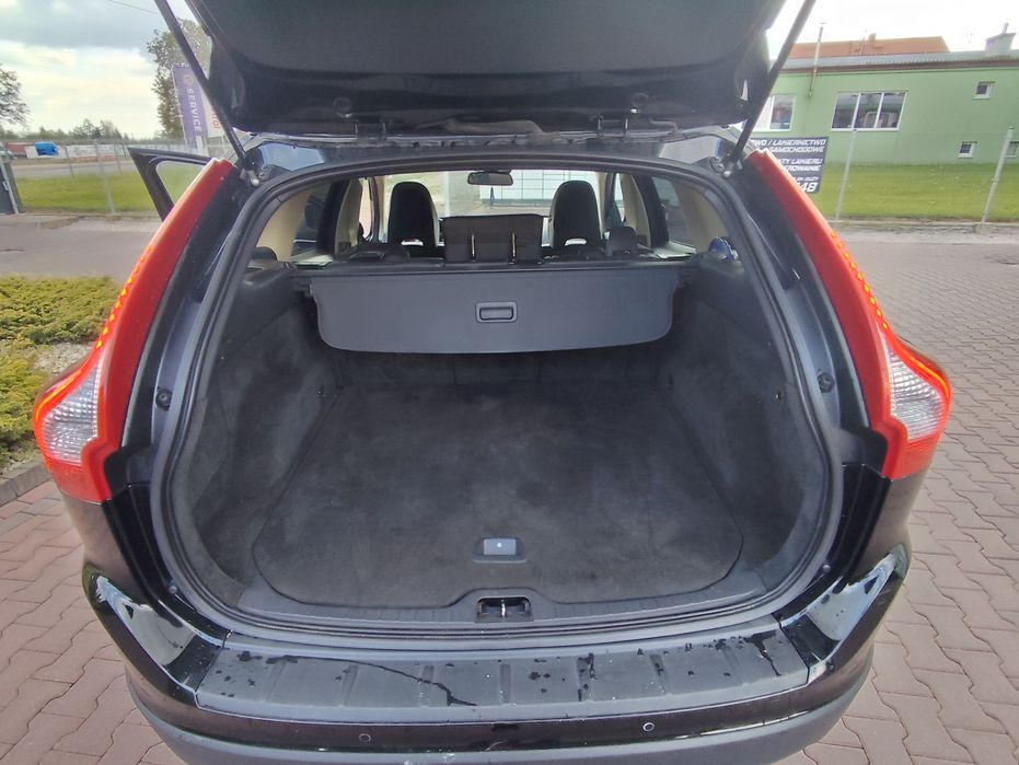 Sprzedam VOLVO XC60 2.0 163KM 2012