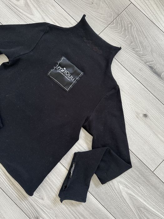 Minouu golf krotki golfik czarny opiety Xs S dopasowany sliczny
