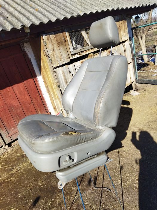 Кожане водійське крісло кіа соренто 2005 р.