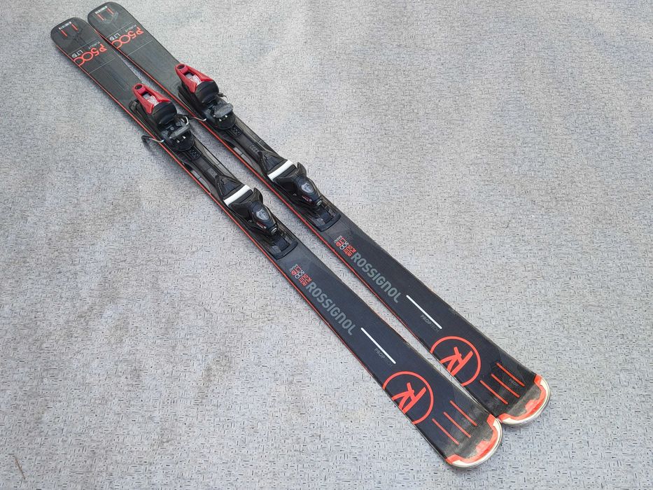 Dobry ROSSIGNOL PURSUIT P500  Basalt ! On-Piste rocker! 156 cm!