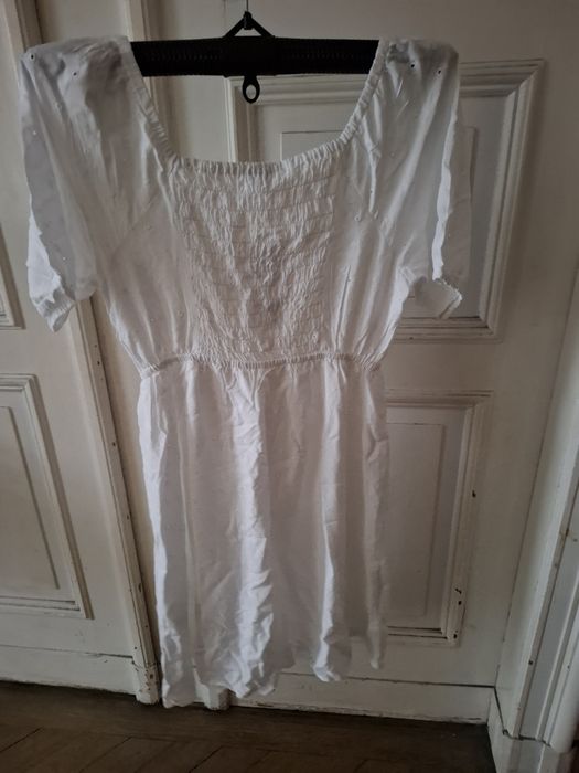 Sukienka  na krótki rękaw rozmiar 42