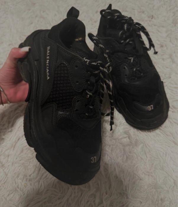 Balenciaga Triple S