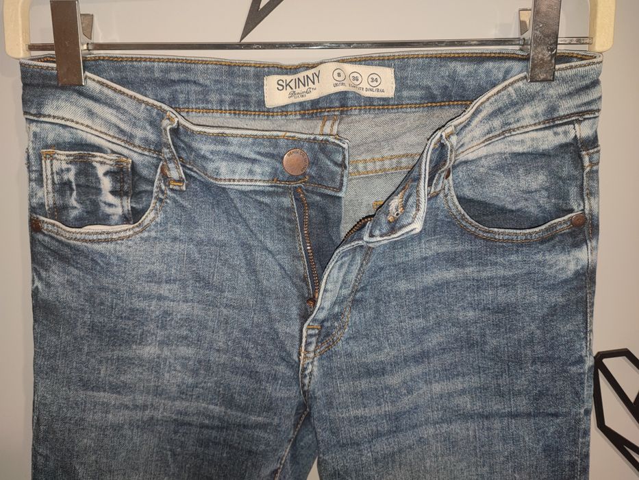 Spodnie jeansowe, jeansy z zamkami przy nogawkach Denim 36