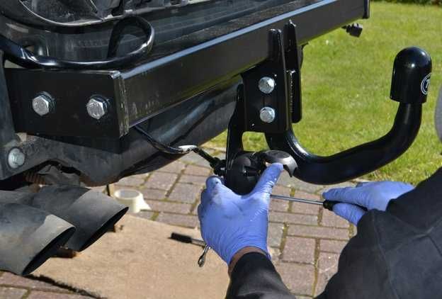 Встановлення фаркопів в автомобілі установка фаркопов Рено Опель Шкода